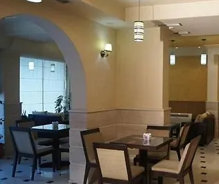 מלון Bristol טיראנה