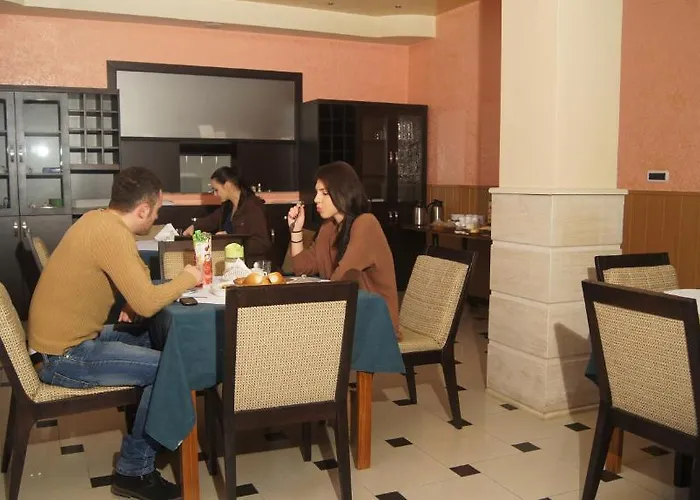 Bristol Ξενοδοχείο 3*