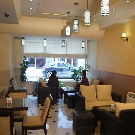 Bristol Hotel 3*