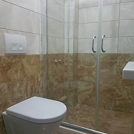 Bristol Hotel 3*
