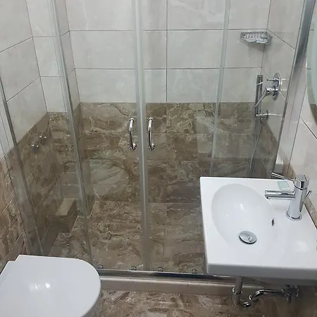 Bristol טיראנה