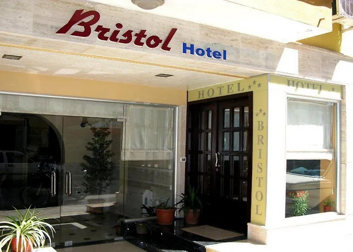 호텔 Bristol 3*